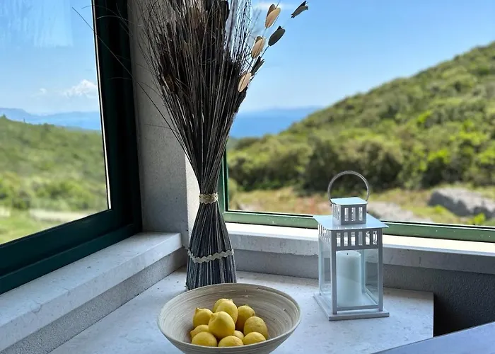 Kuca Za Odmor Samograd * Zrnovo